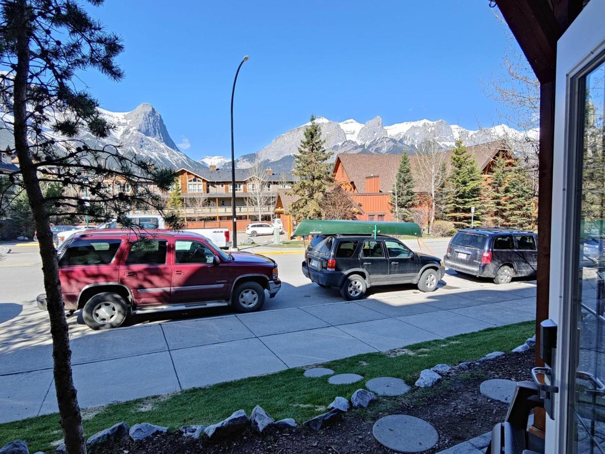 The Lambeth By Samsara Resort Private Entry Panorama Top View 2Br And 2Bth Canmore Exterior foto